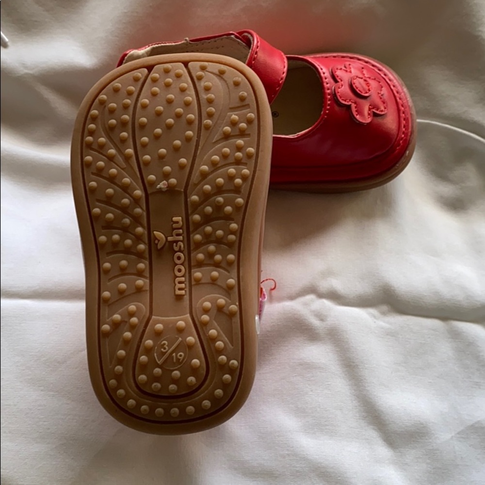 Shoes - Picture 2 of 2